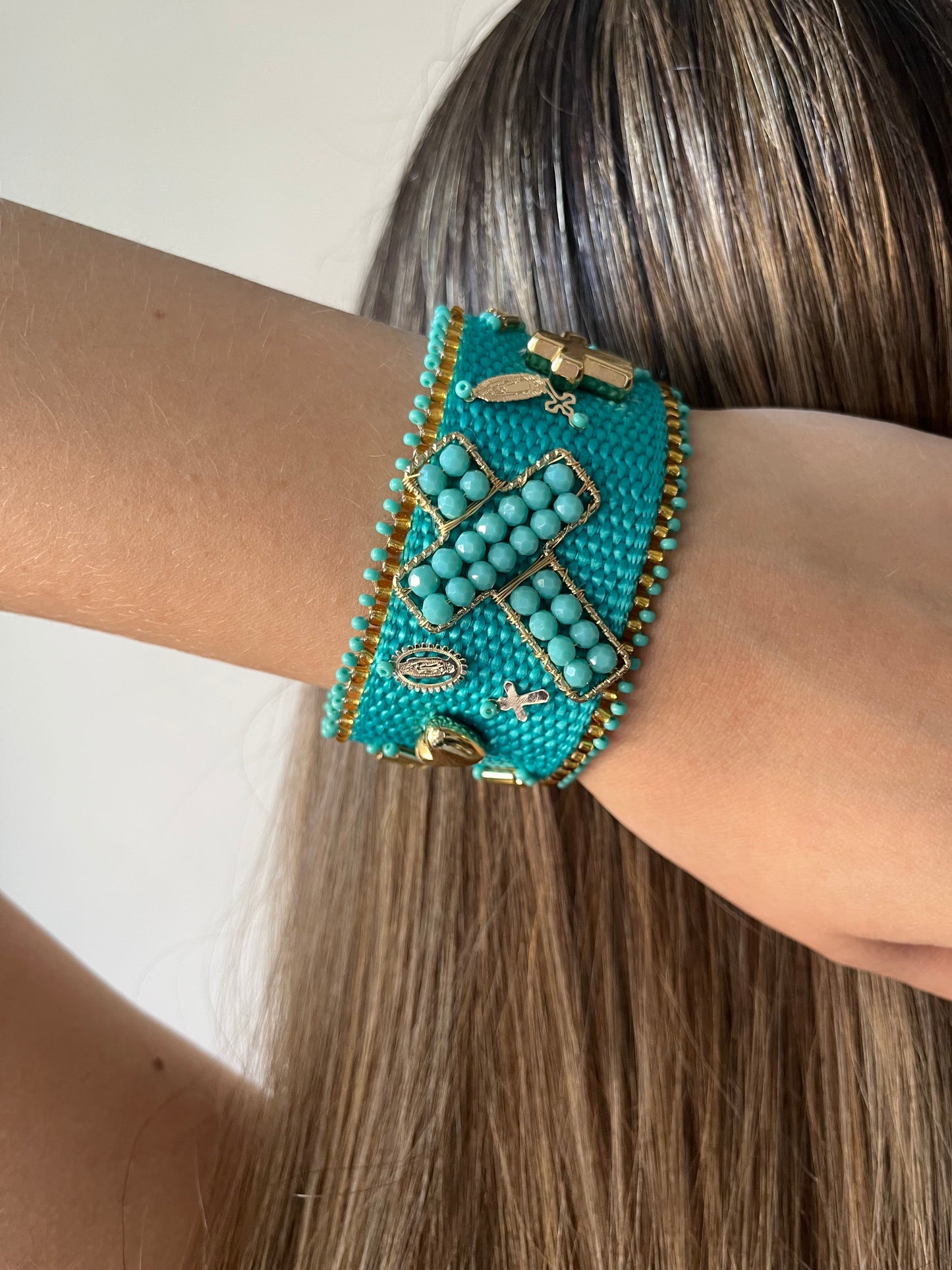 Pulseras de Cruz en crochet & cristal