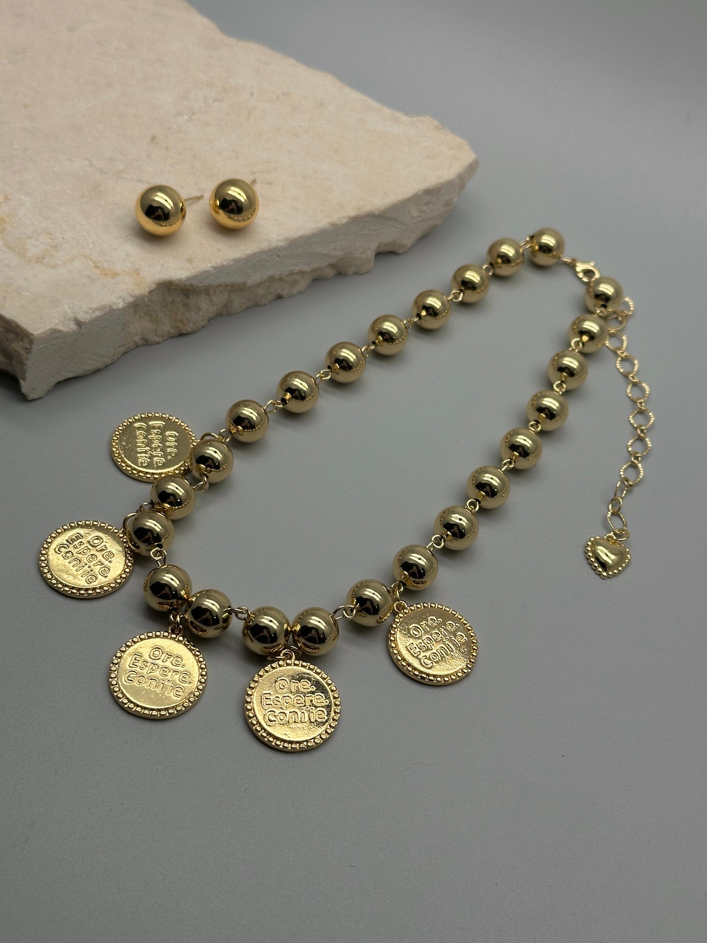 Collar de Fe