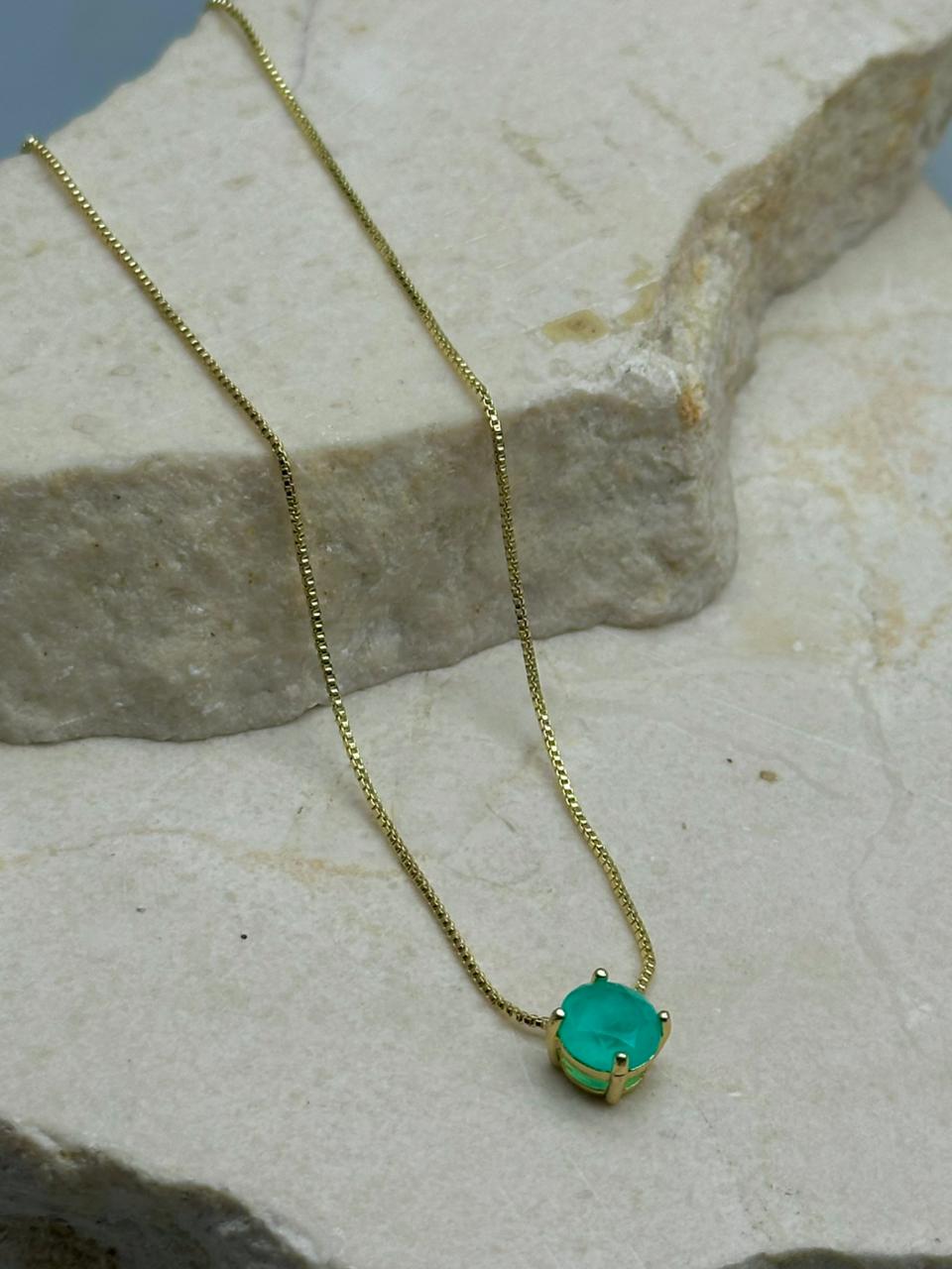 Cadena con dije Esmeralda Circulo 8mm