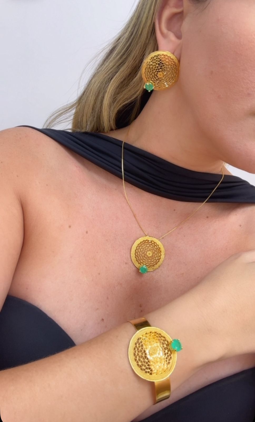 Filigrana con Esmeralda de Laboratorio