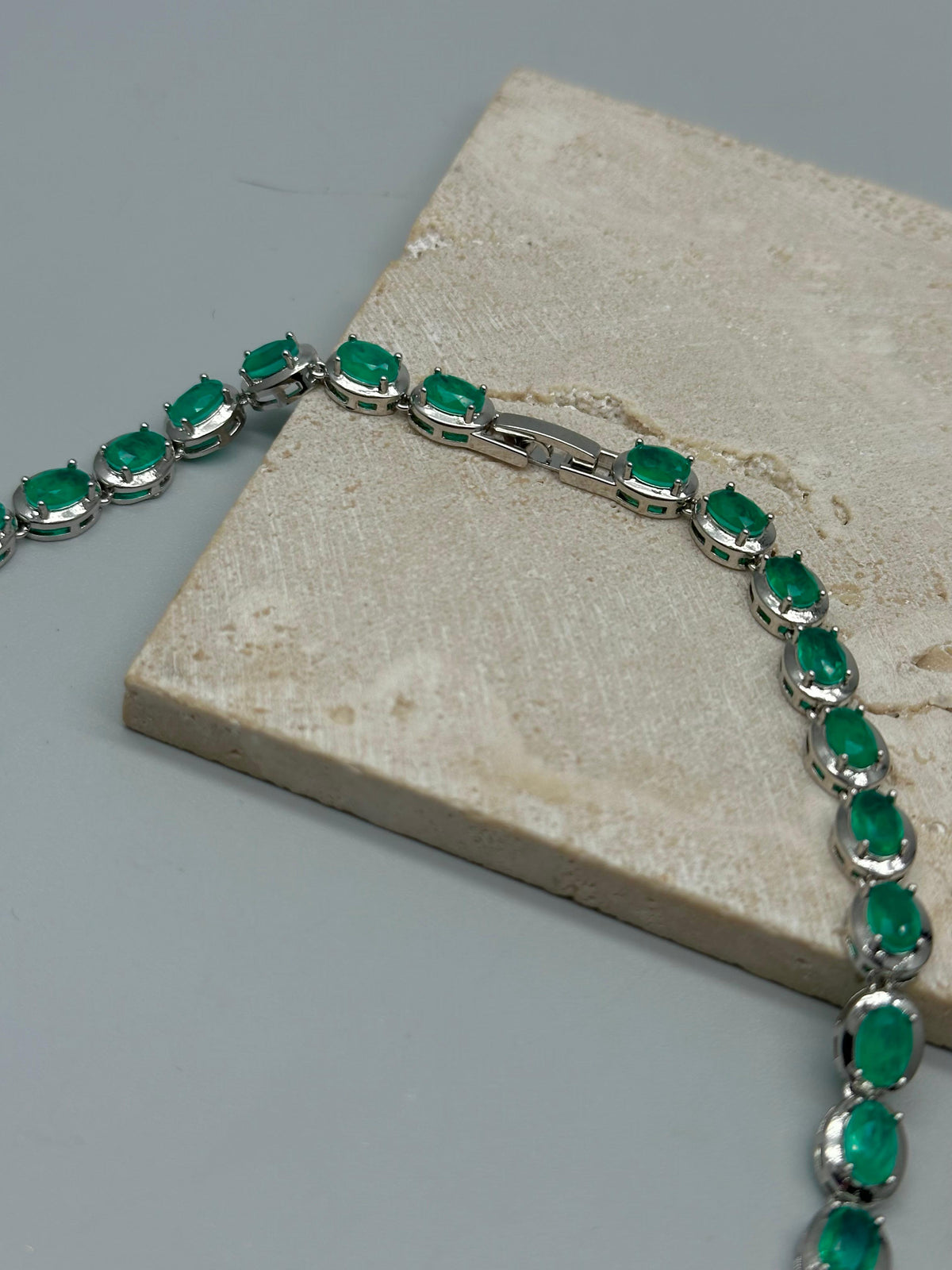 Collar Tenis  Esmeralda Silver 45 Piedras