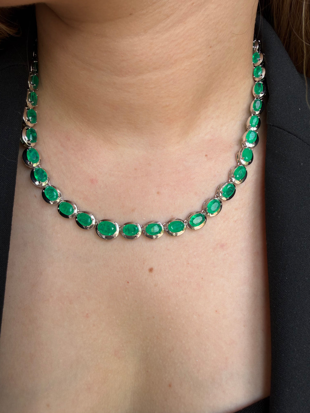Collar Tenis  Esmeralda Silver 45 Piedras