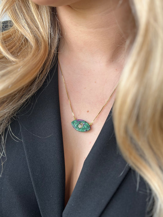 Piedra Natural Zoisita con Rubí