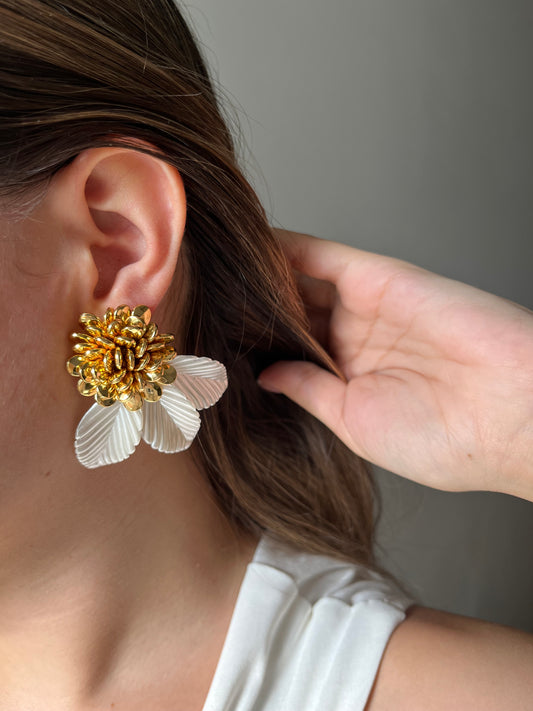 Aretes Mostacilla con nacar