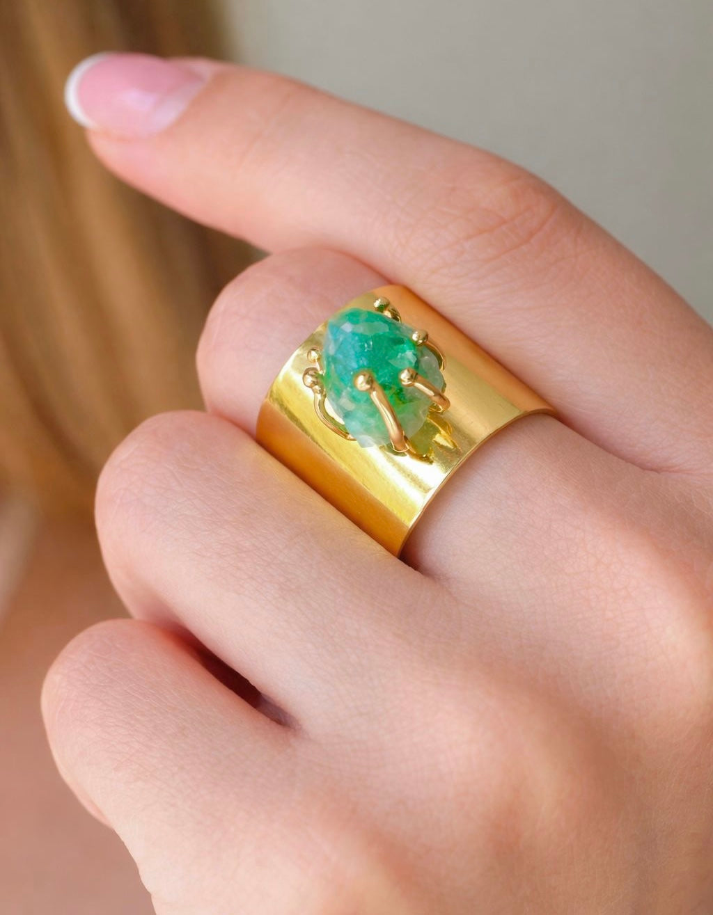 Anillo Aura Esmeralda