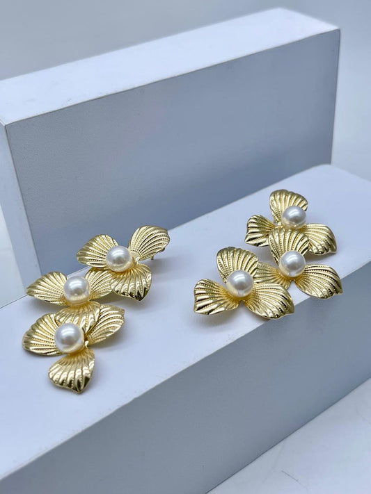 Arete de Flor con Perla