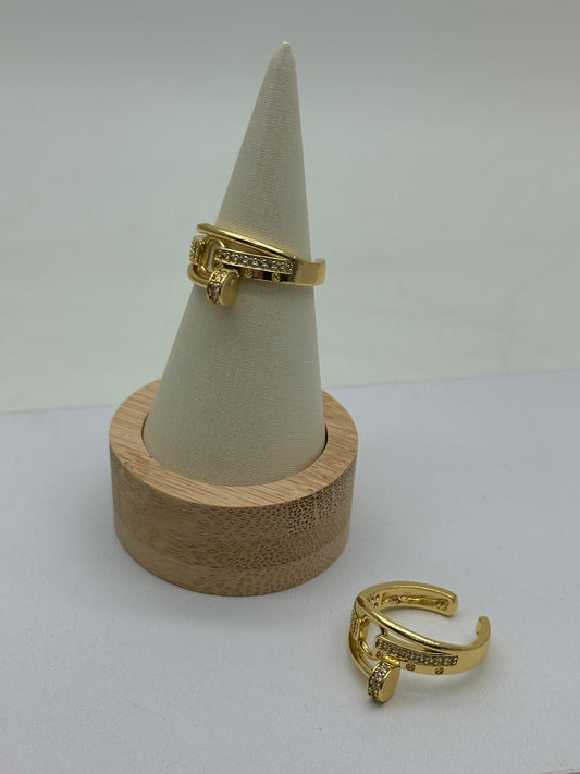 Anillo Clavo de C