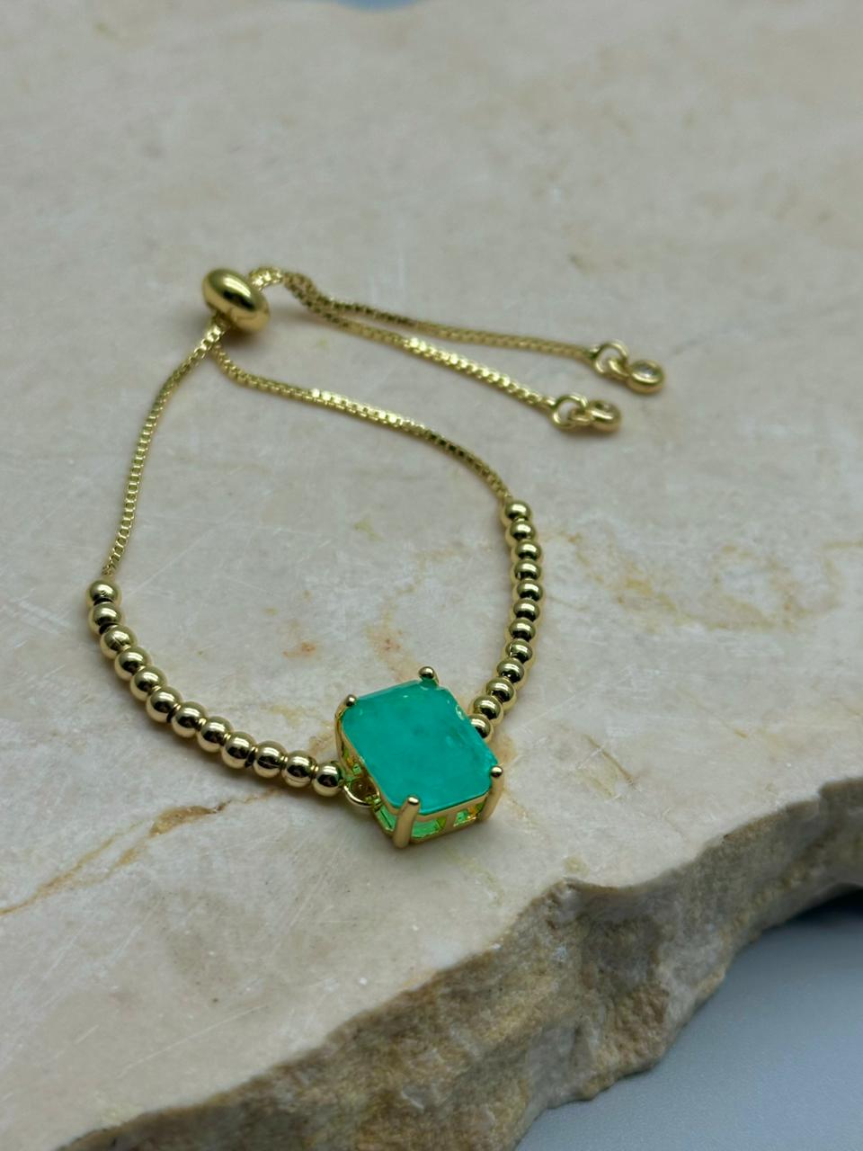 Pulsera con dije Esmeralda Cuadrado 12mm